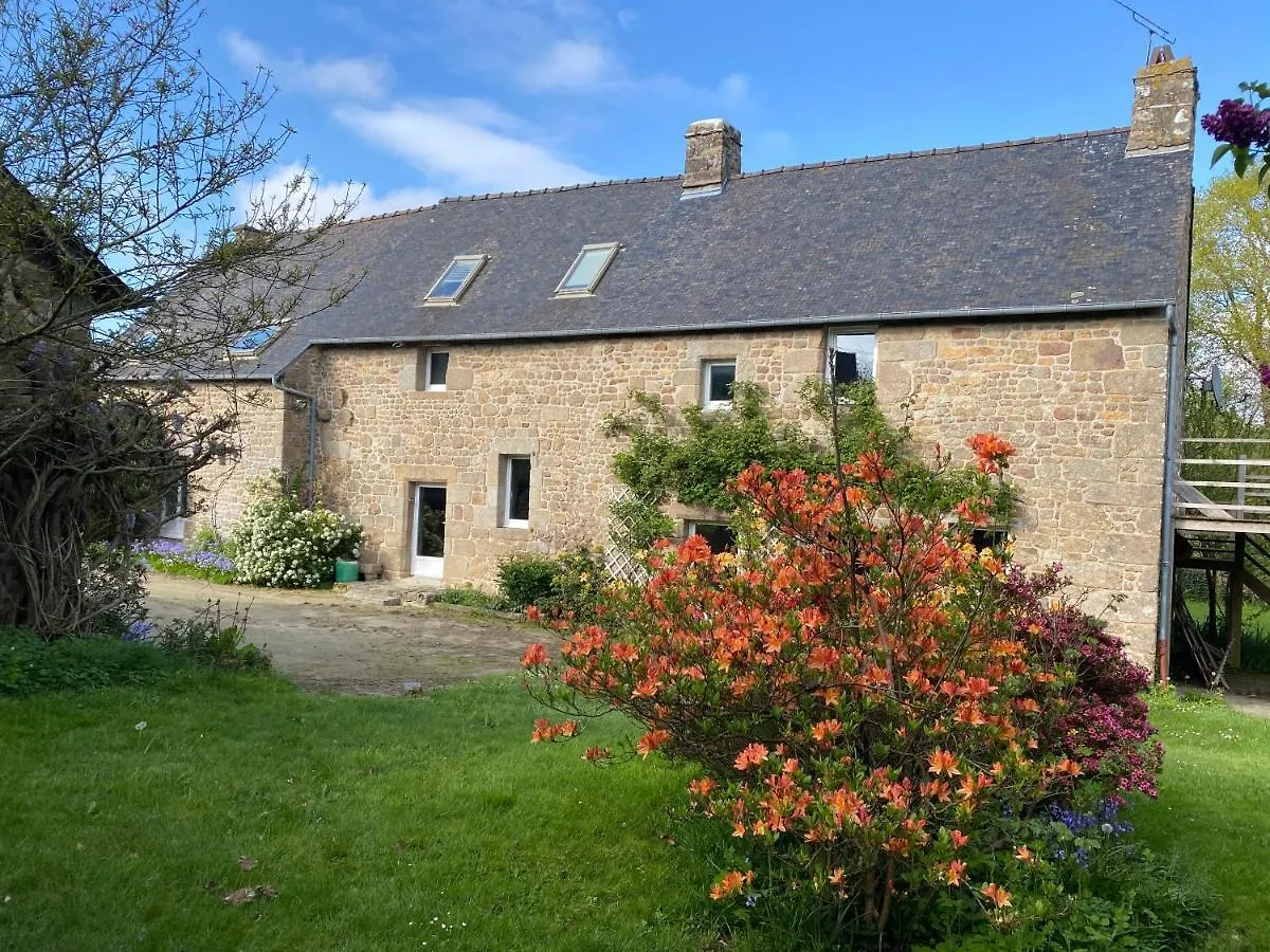 Gite De La Ville Aux Bois Parigne