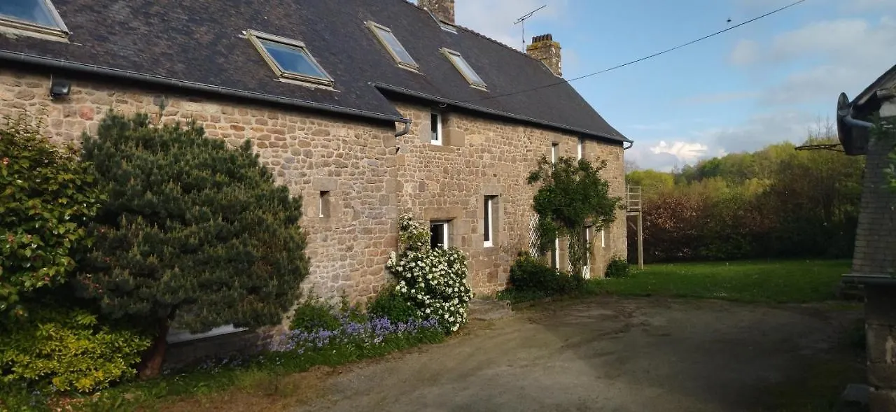 Holiday home Gite De La Ville Aux Bois Parigne
